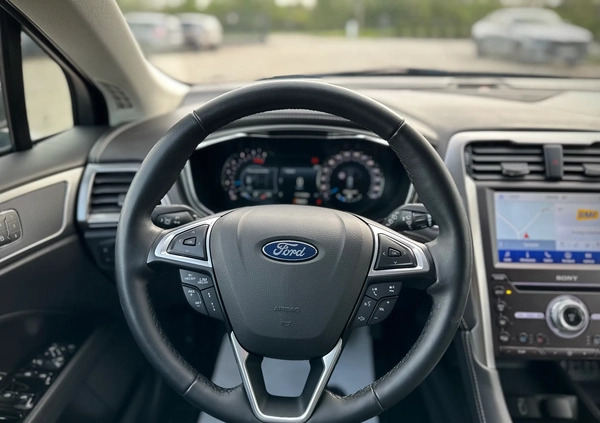 Ford Mondeo cena 109700 przebieg: 117000, rok produkcji 2020 z Brok małe 781